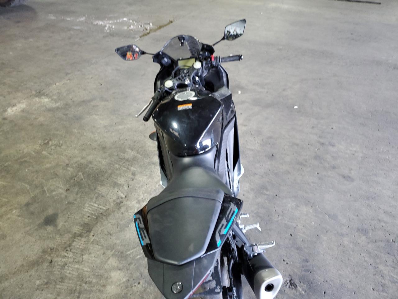 Lot #3274881119 2023 YAMAHA YZFR3