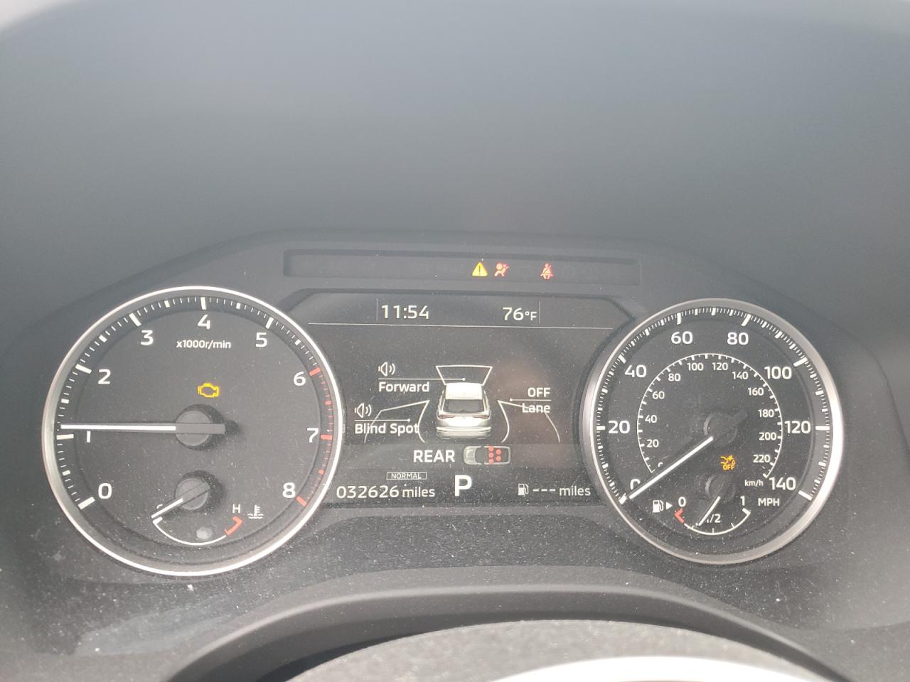 MITSUBISHI OUTLANDER SE