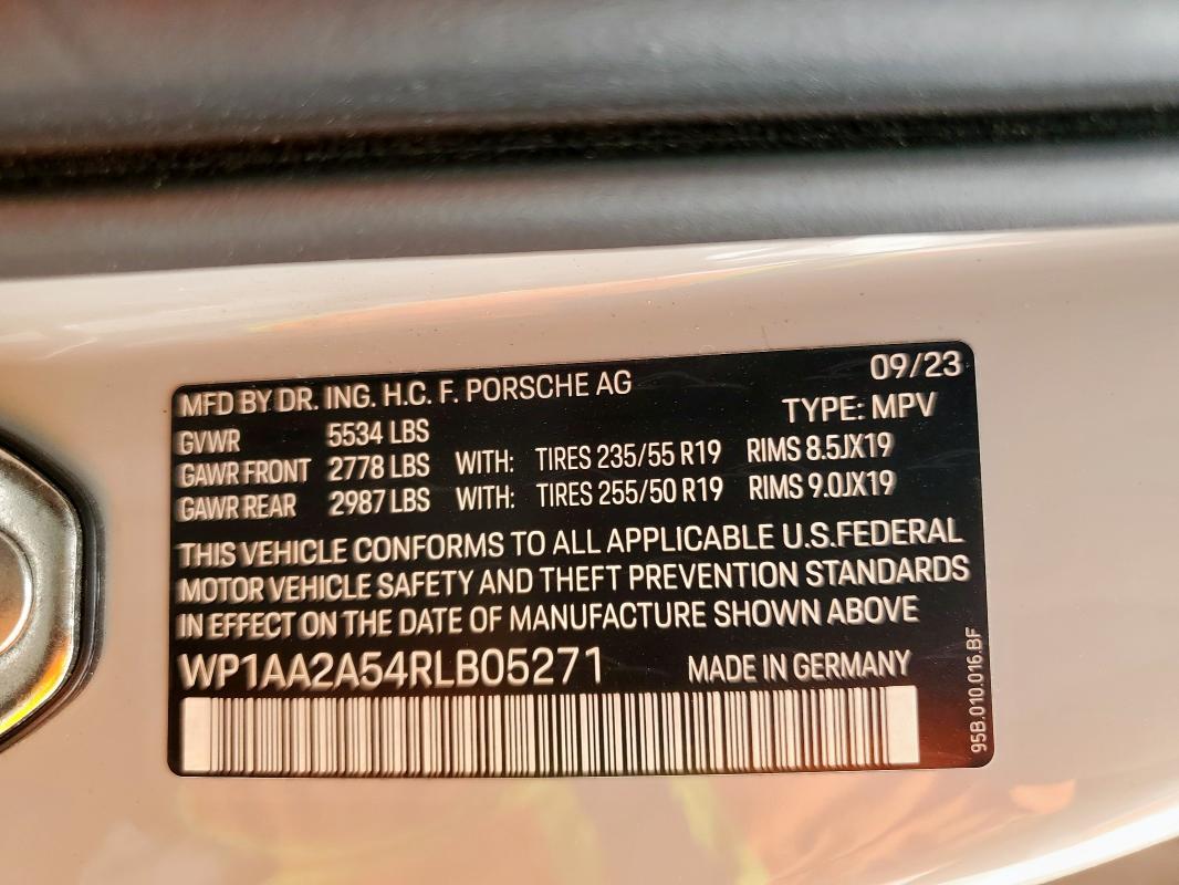 2024 PORSCHE MACAN BASE WP1AA2A54RLB05271