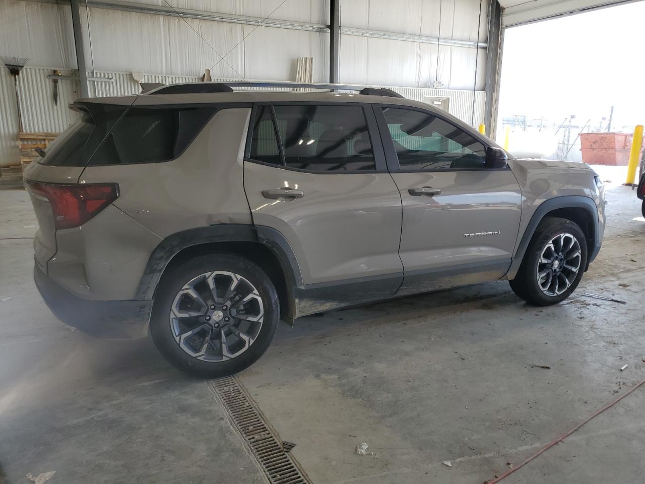 GMC TERRAIN ELEVATION