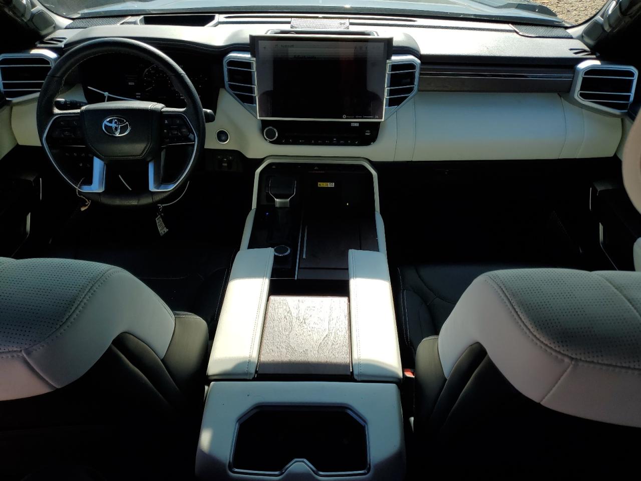 TOYOTA TUNDRA CREWMAX CAPSTONE