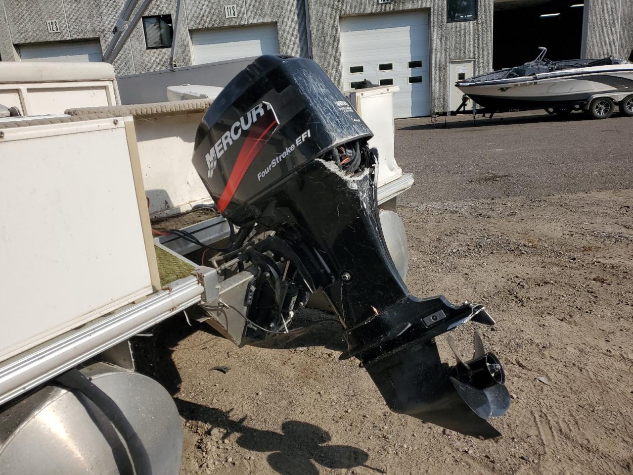 Lot #3230536893 2004 STARCRAFT STARCRAFT STARFISH22