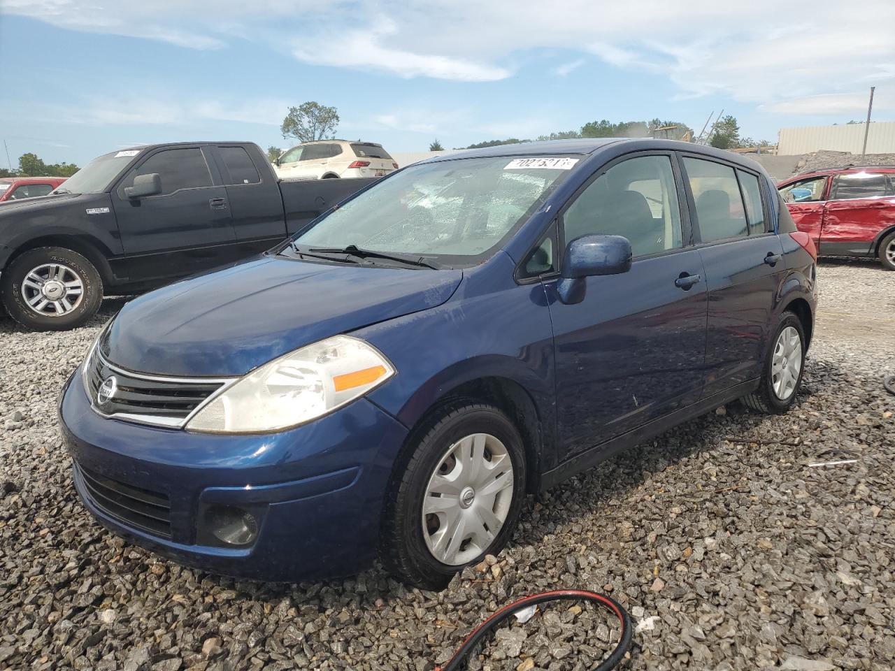 NISSAN VERSA S