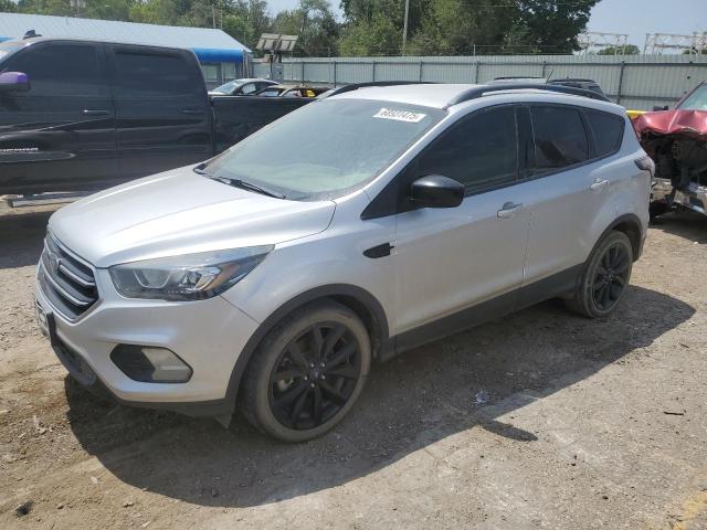 Global Auto Auctions: 2018 FORD ESCAPE SE