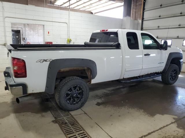 CHEVROLET SILVERADO 2011 white  diesel 1GC2KXC83BZ180022 photo #4
