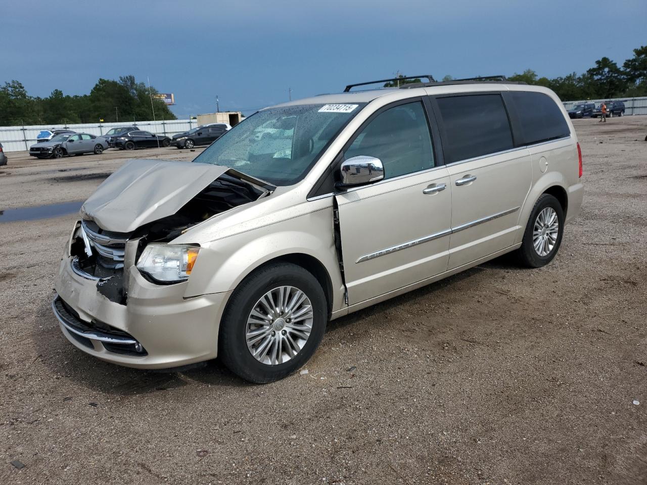 CHRYSLER TOWN & COUNTRY TOURING L