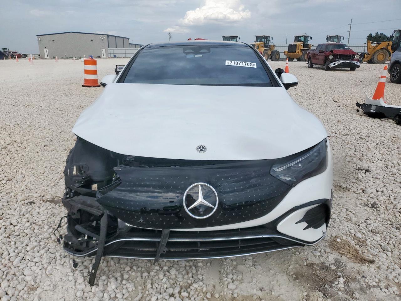 MERCEDES-BENZ EQE 500 4MATIC