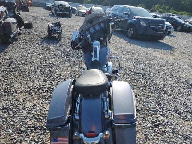2017 HARLEY-DAVIDSON FLHX STREET GLIDE 1HD1KBC19HB615448