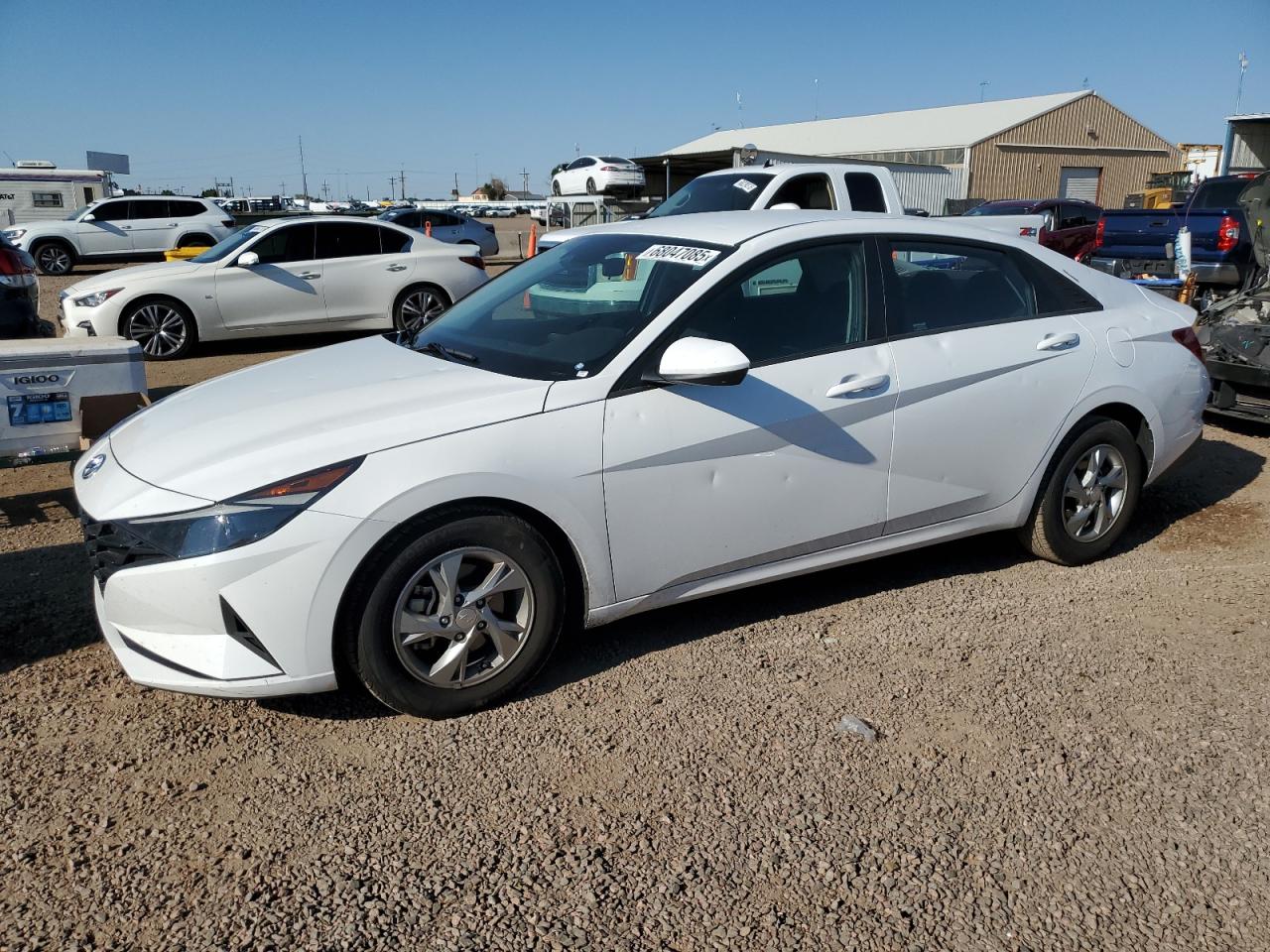 HYUNDAI ELANTRA SE