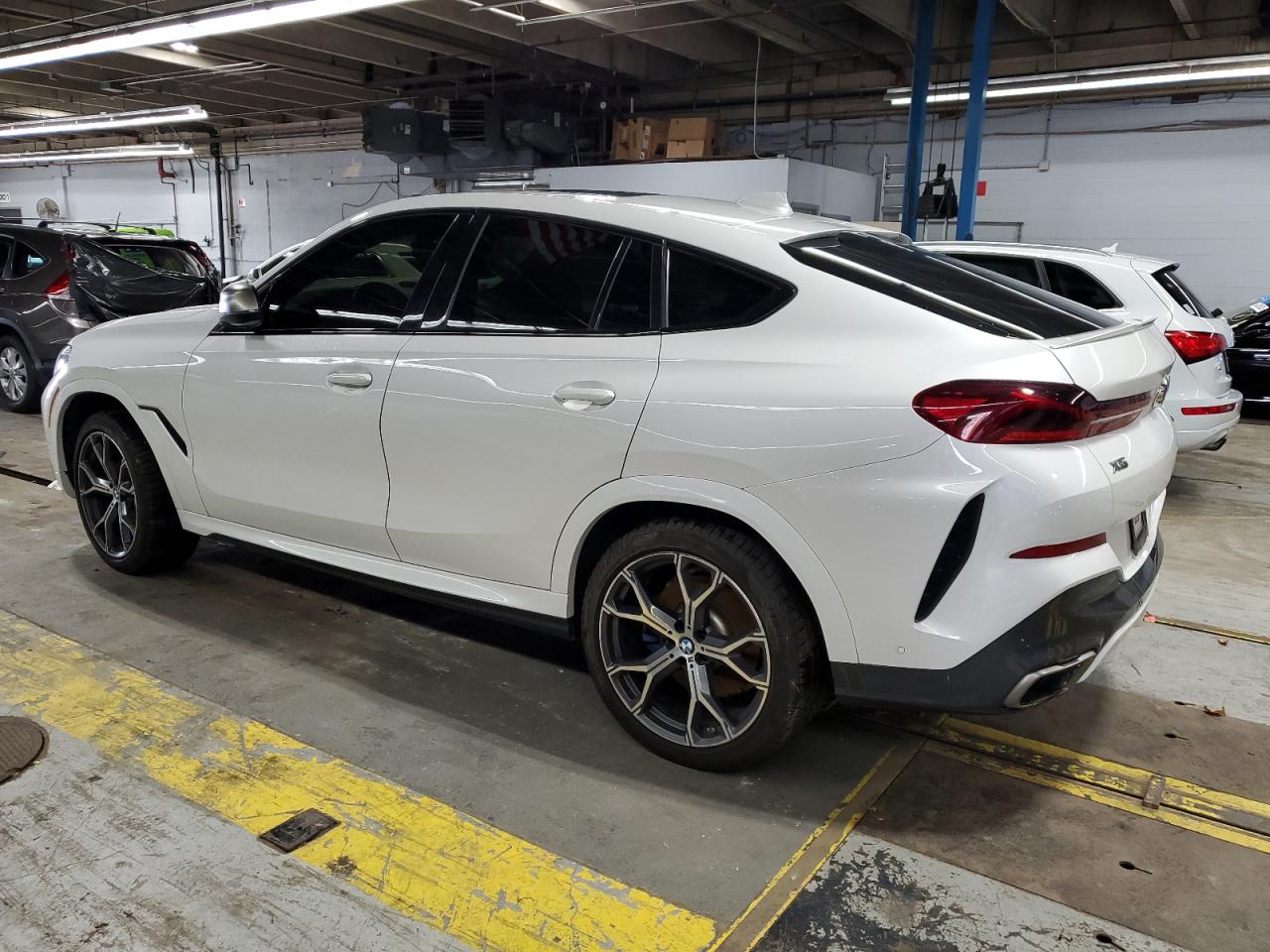 BMW X6 M M50I