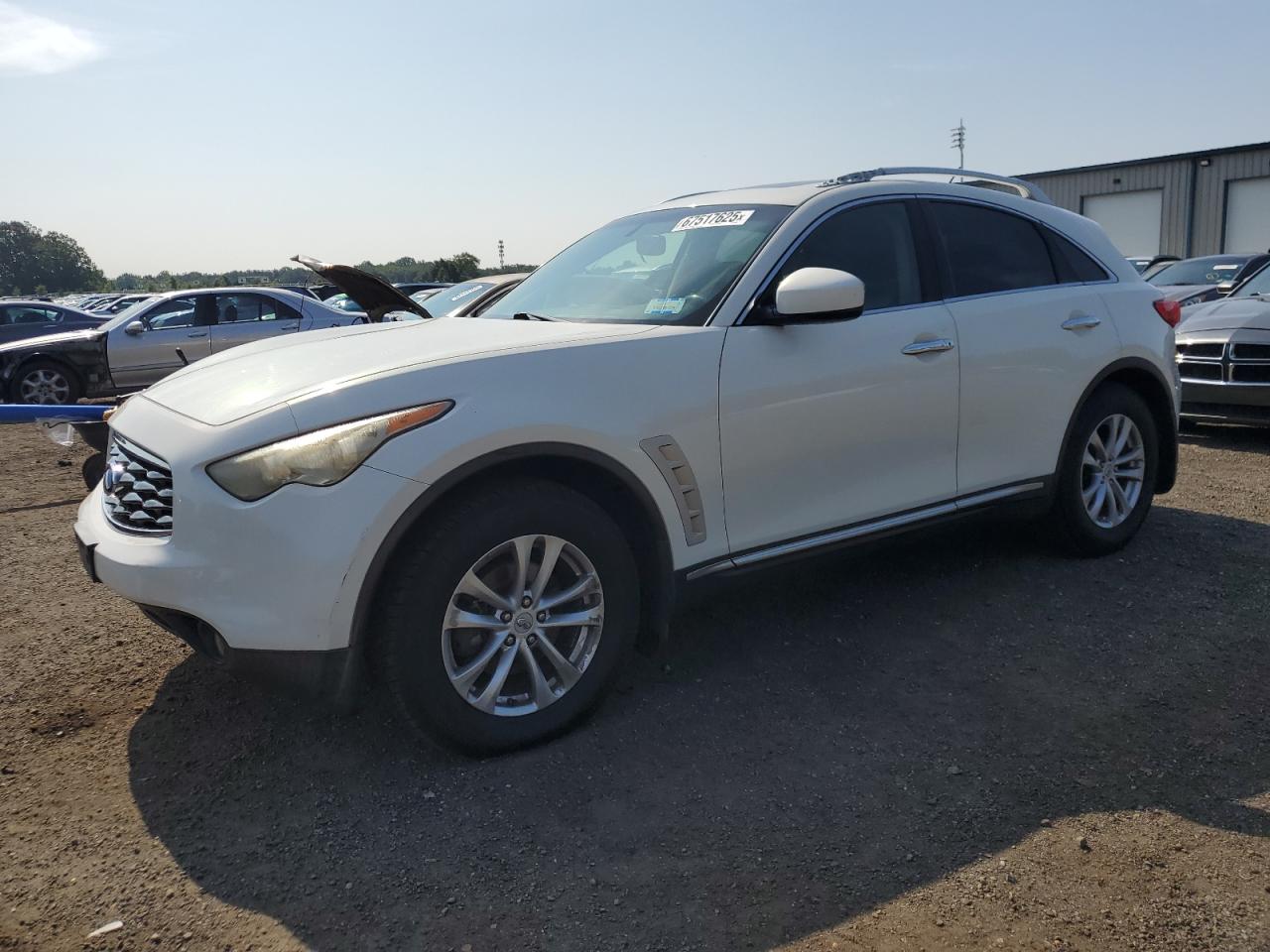 INFINITI FX35