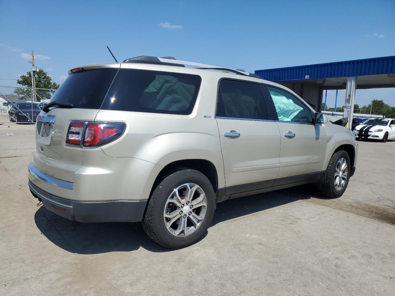 GMC ACADIA SLT-1
