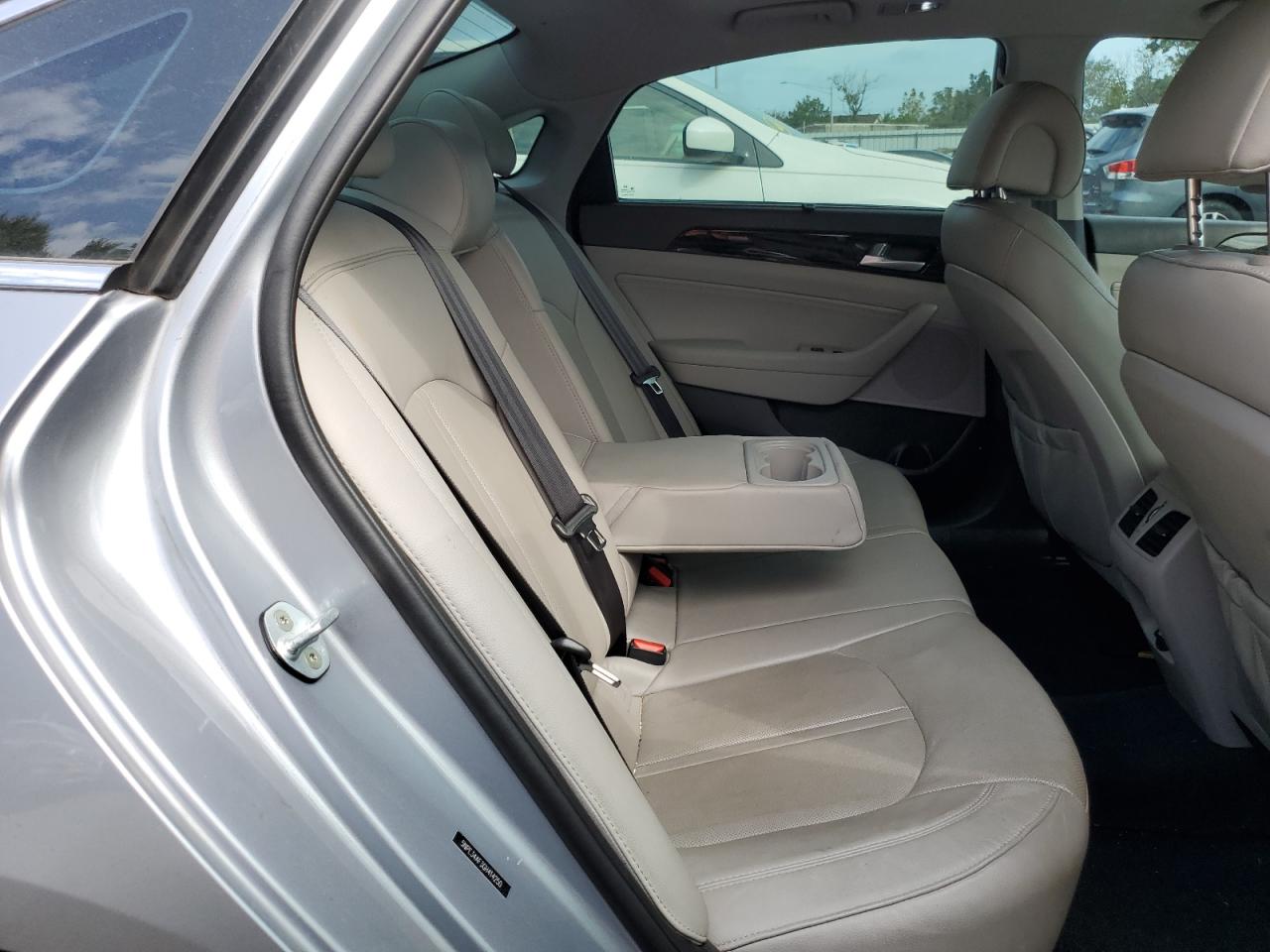 HYUNDAI SONATA SPORT