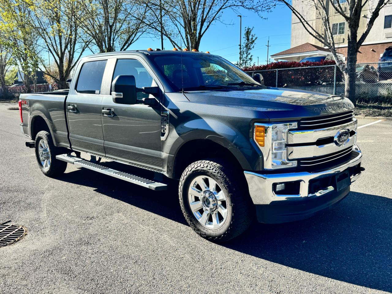FORD F-350 SUPER DUTY