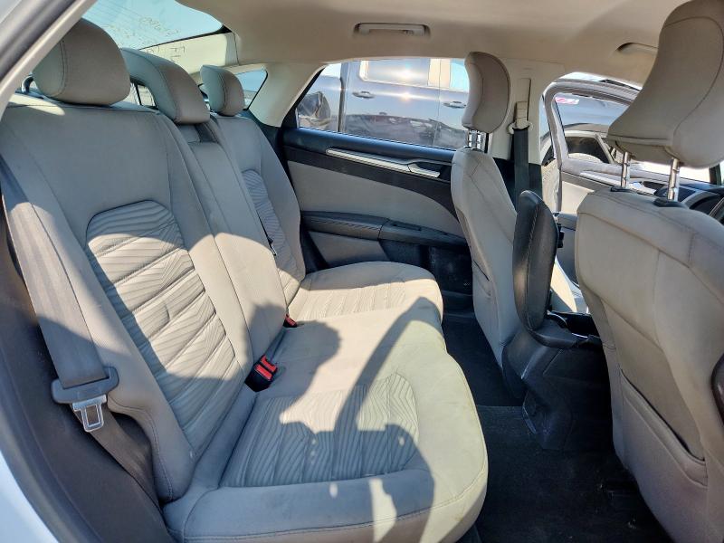2016 FORD FUSION S 3FA6P0G74GR132395