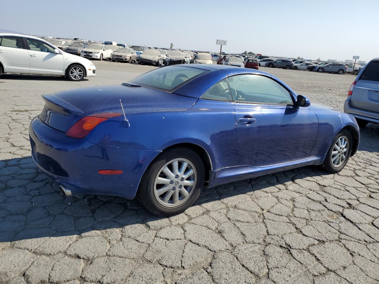 Lot #3301641654 2002 LEXUS SC 430