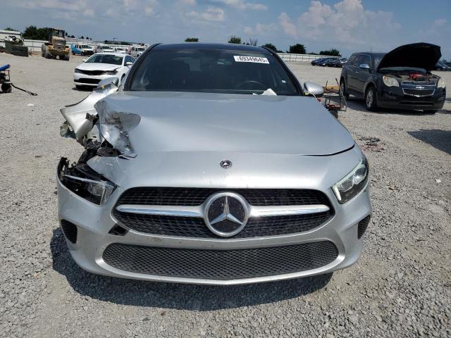 2022 MERCEDES-BENZ A 220 - W1K3G4EB7NJ338402