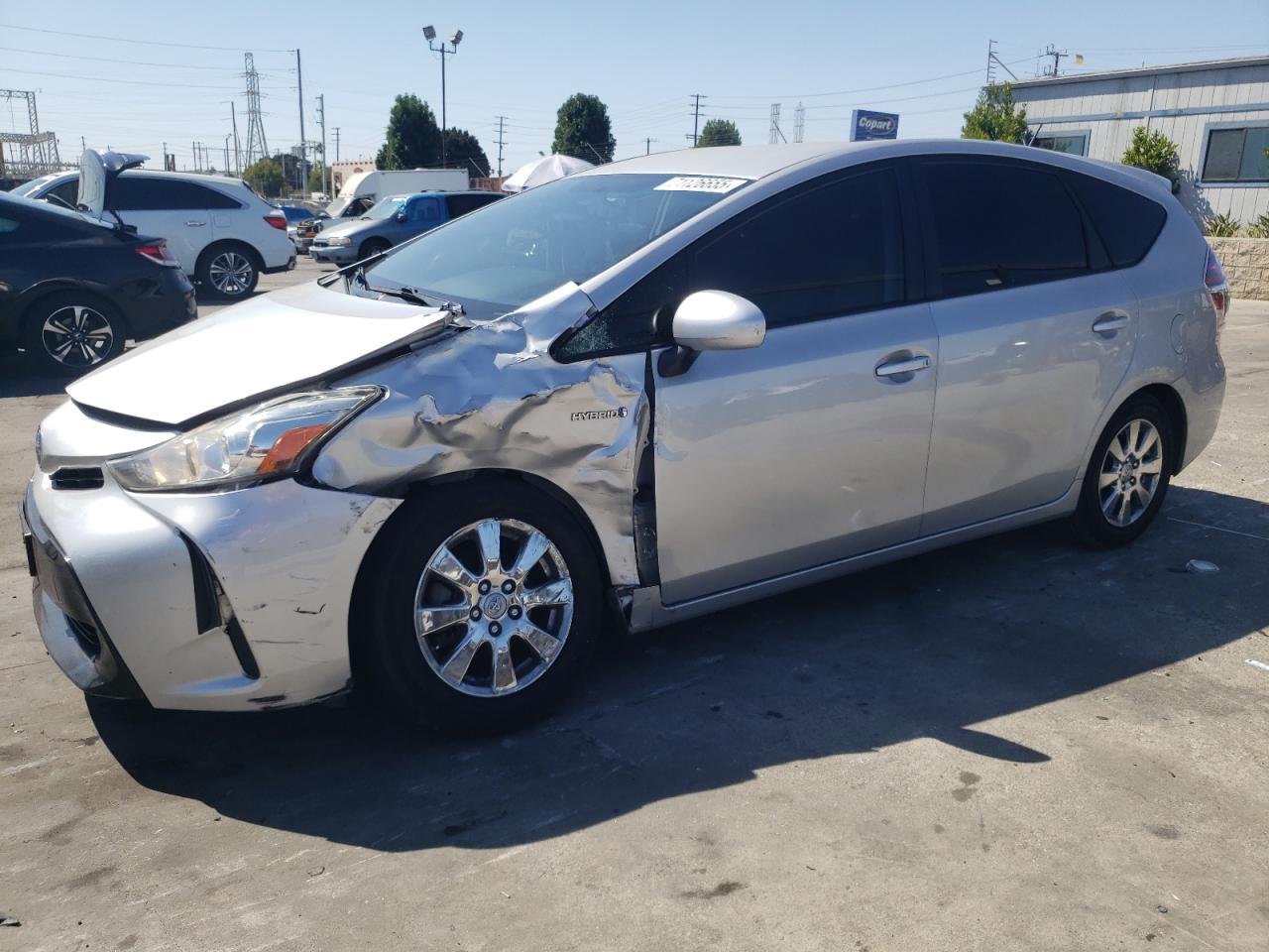 TOYOTA PRIUS V