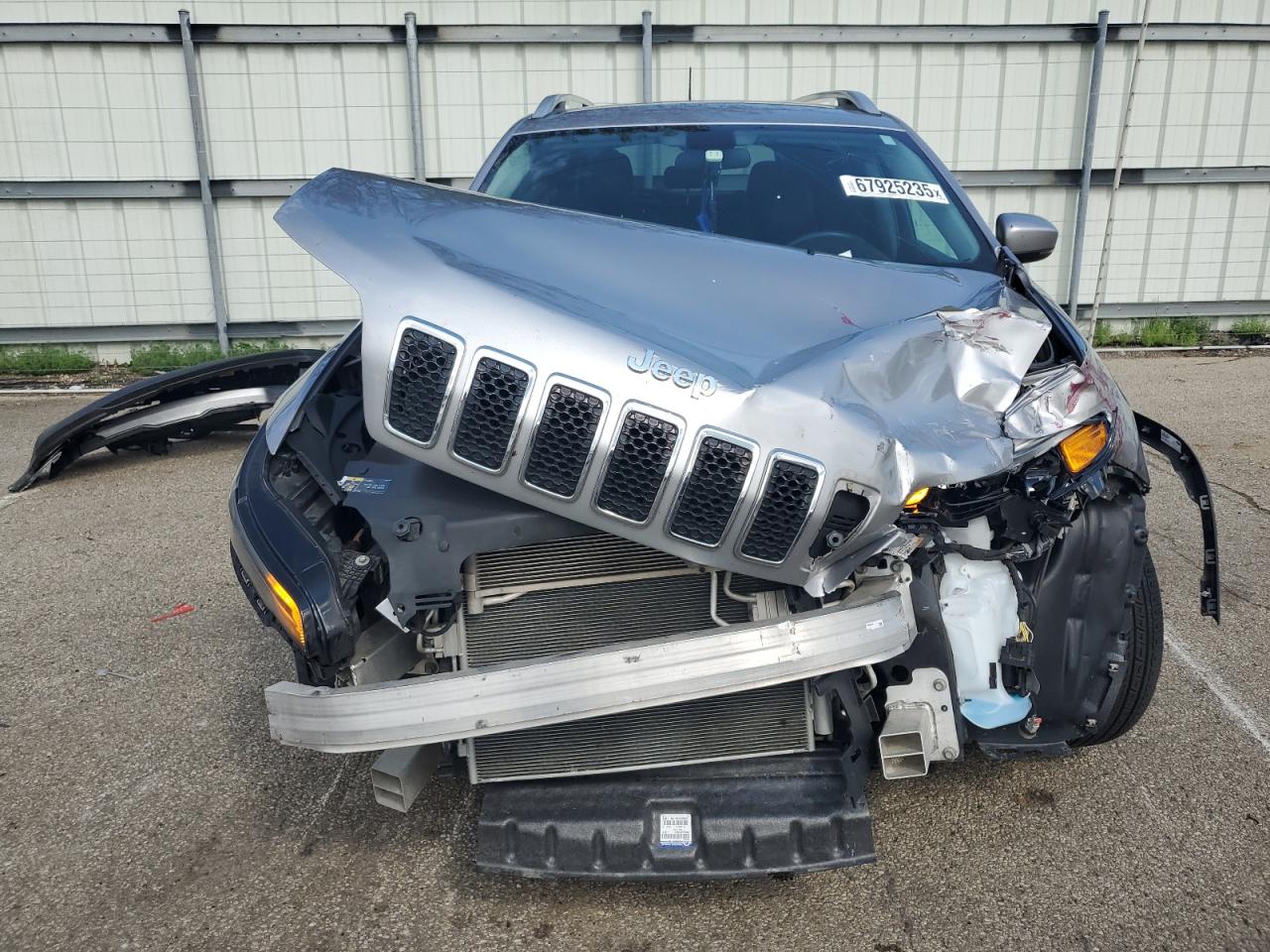 JEEP GRAND CHEROKEE LATITUDE PLUS