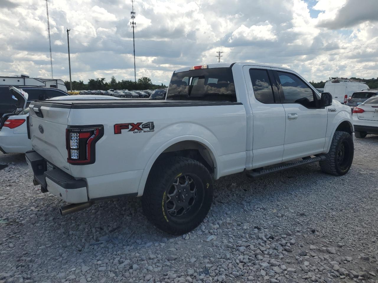 FORD F-150 SUPER CAB