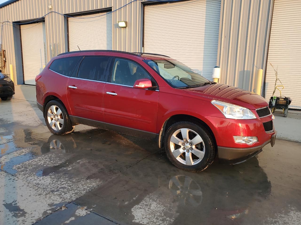 CHEVROLET TRAVERSE LT