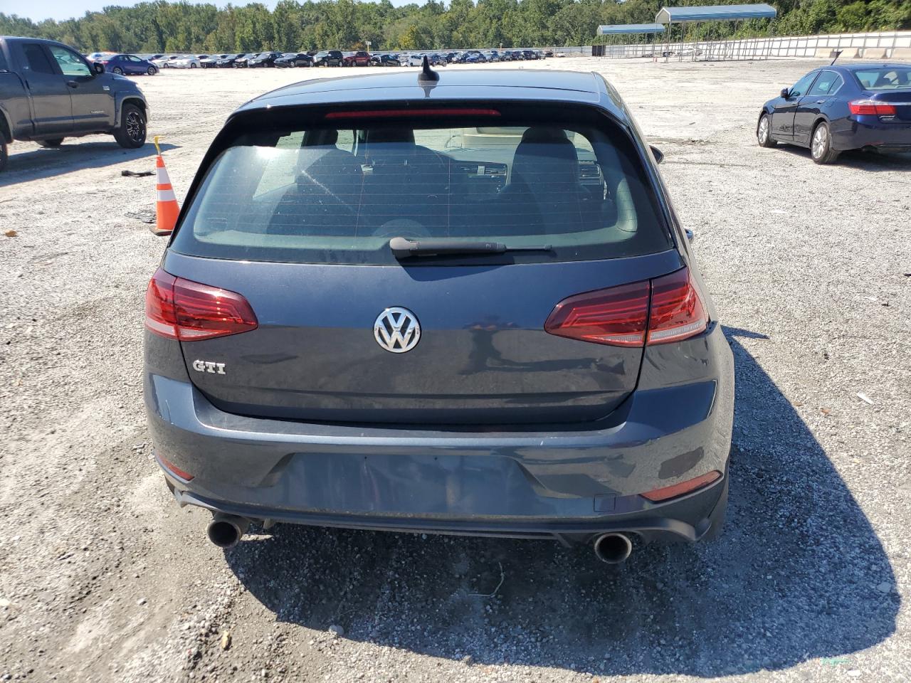 VOLKSWAGEN GOLF GTI S