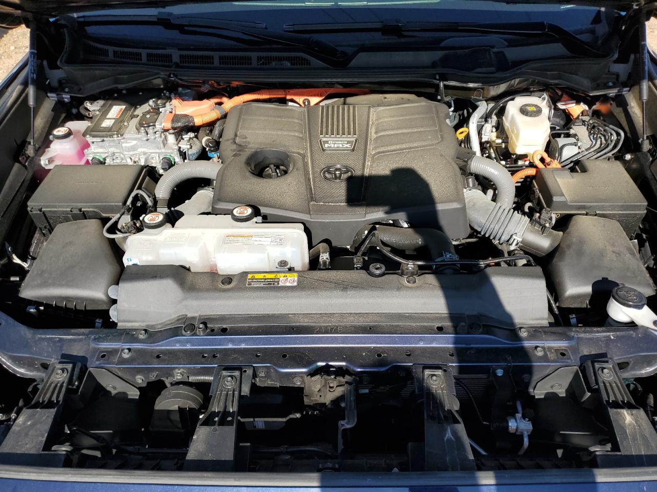 TOYOTA TUNDRA CREWMAX CAPSTONE