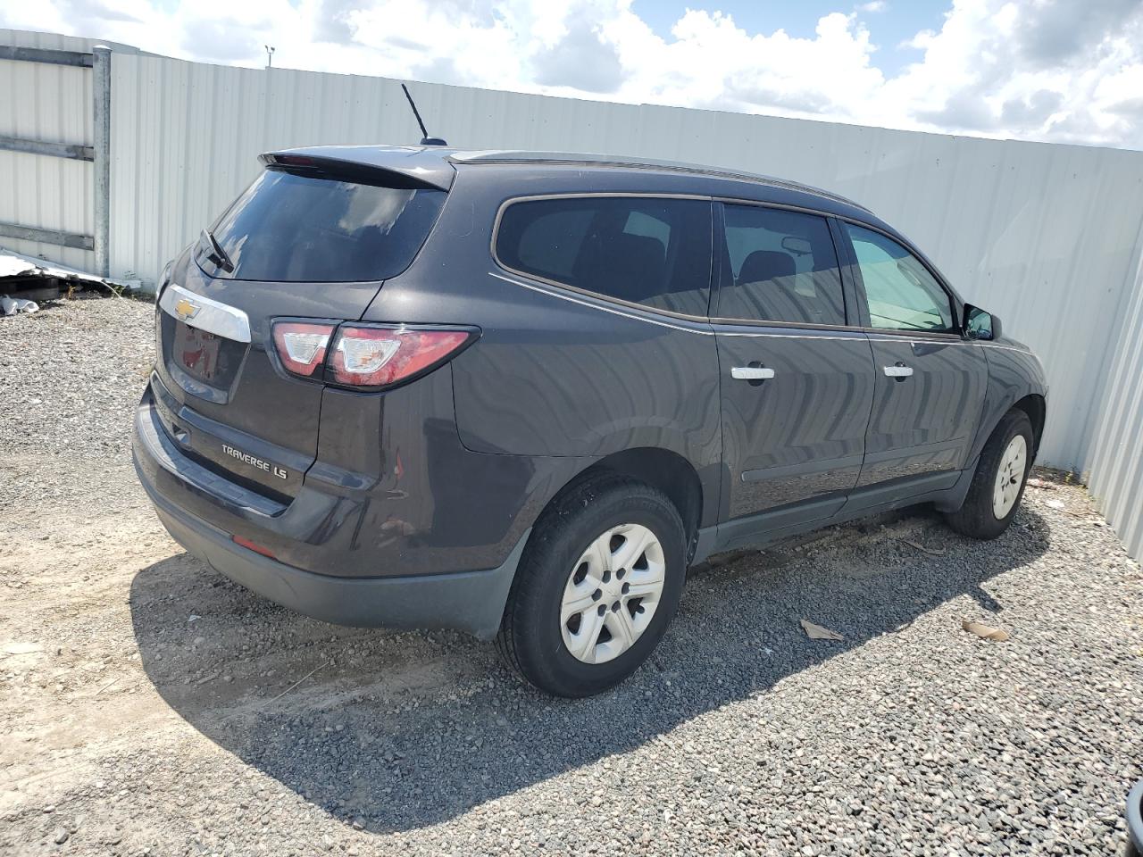 CHEVROLET TRAVERSE LS