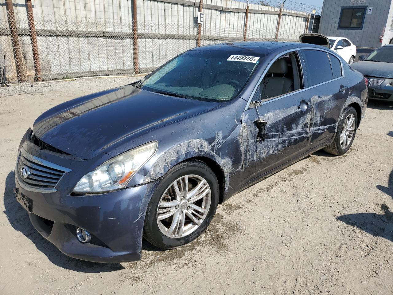 INFINITI G37 BASE
