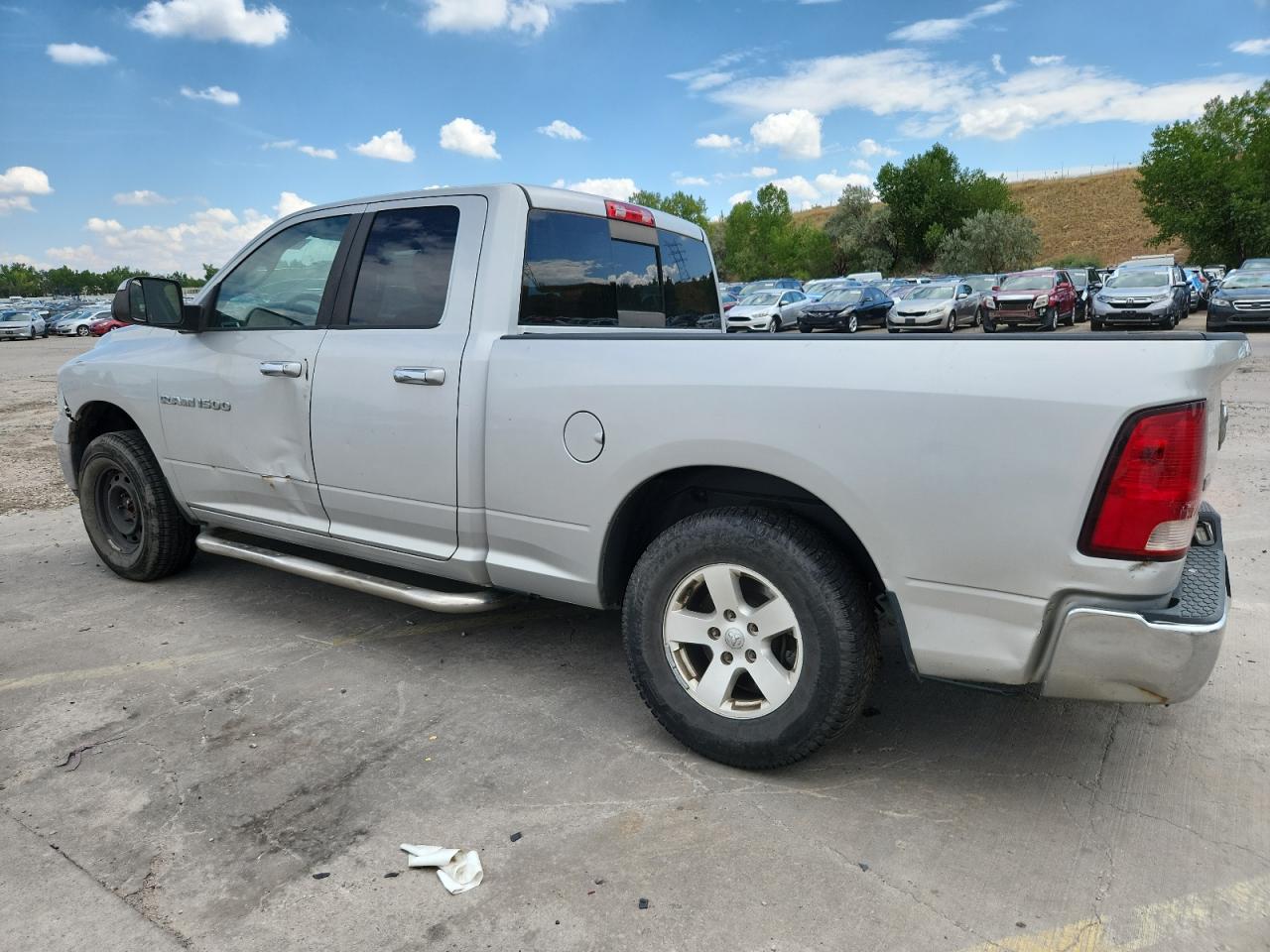 DODGE RAM 1500 SLT