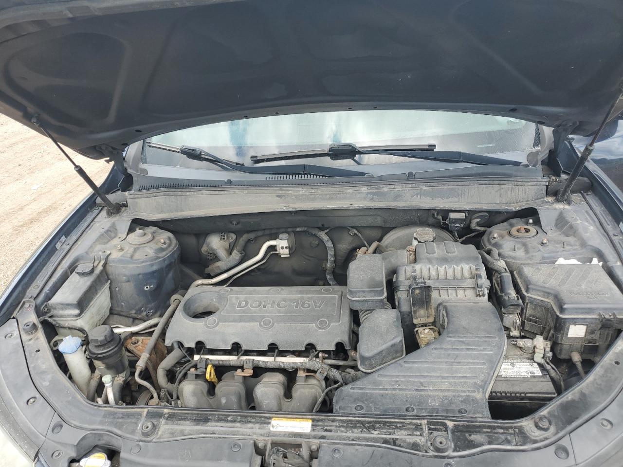 Lot #3231315132 2011 HYUN SANTA FE GLS