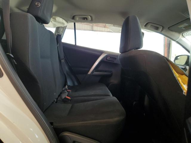 2017 TOYOTA RAV4 LE JTMZFREV4HJ121098