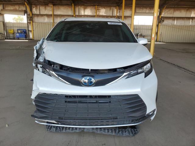 2023 TOYOTA SIENNA XLE 5TDYRKEC8PS173862
