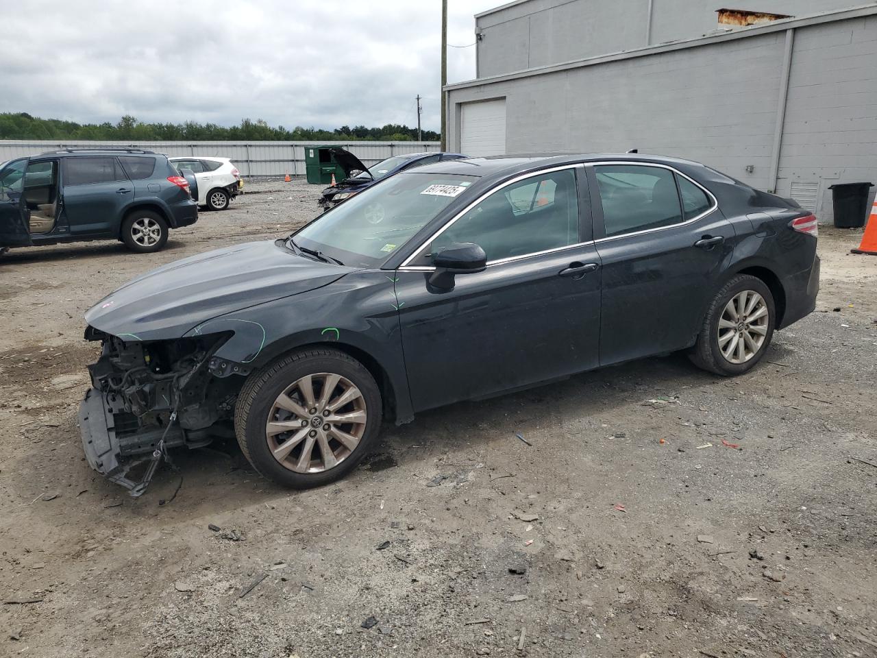 TOYOTA CAMRY LE