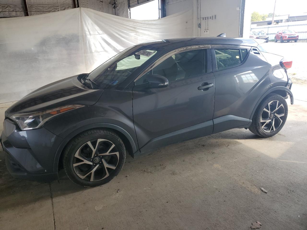 TOYOTA C-HR XLE