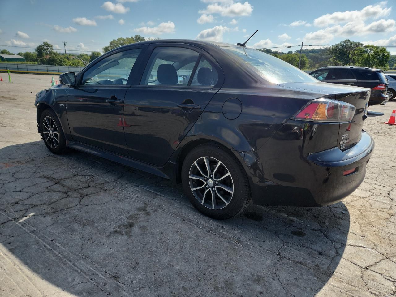 MITSUBISHI LANCER SE