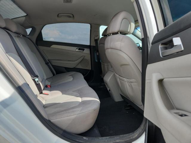 2016 HYUNDAI SONATA HYB KMHE24L13GA014227