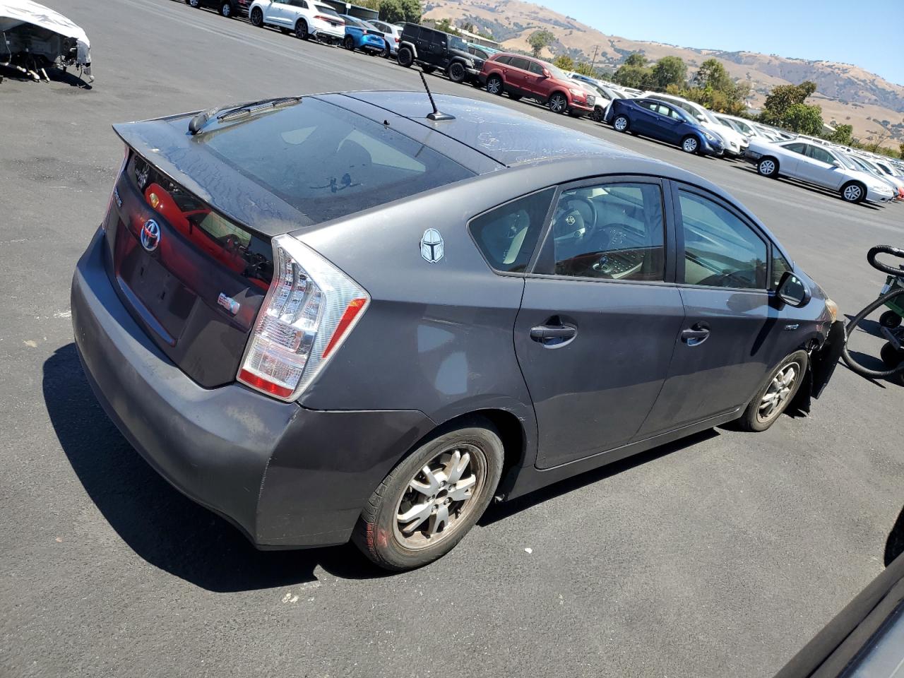 TOYOTA PRIUS