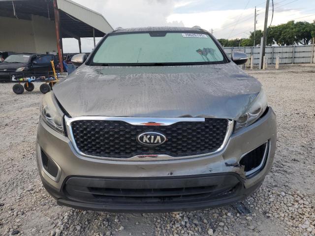 2017 KIA SORENTO LX 5XYPG4A30HG219007