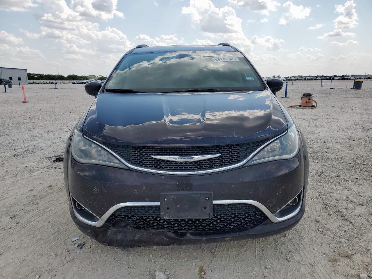 CHRYSLER PACIFICA TOURING L