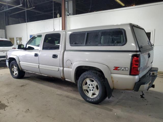 CHEVROLET SILVERADO 2004 silver  gas 2GCEK13T041398980 photo #3