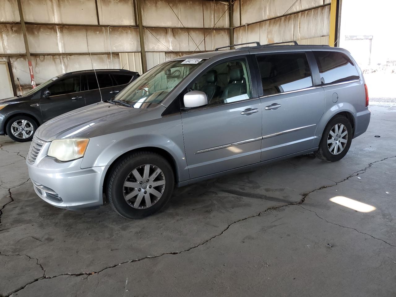 CHRYSLER TOWN & COUNTRY TOURING
