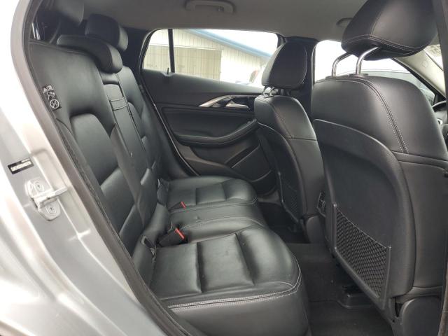 2017 INFINITI QX30 BASE - SJKCH5CR2HA033758