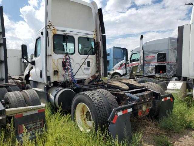 FREIGHTLINER CASCADIA 1 2015 white tractor diesel 1FUBGEDV9FLGH4637 photo #4