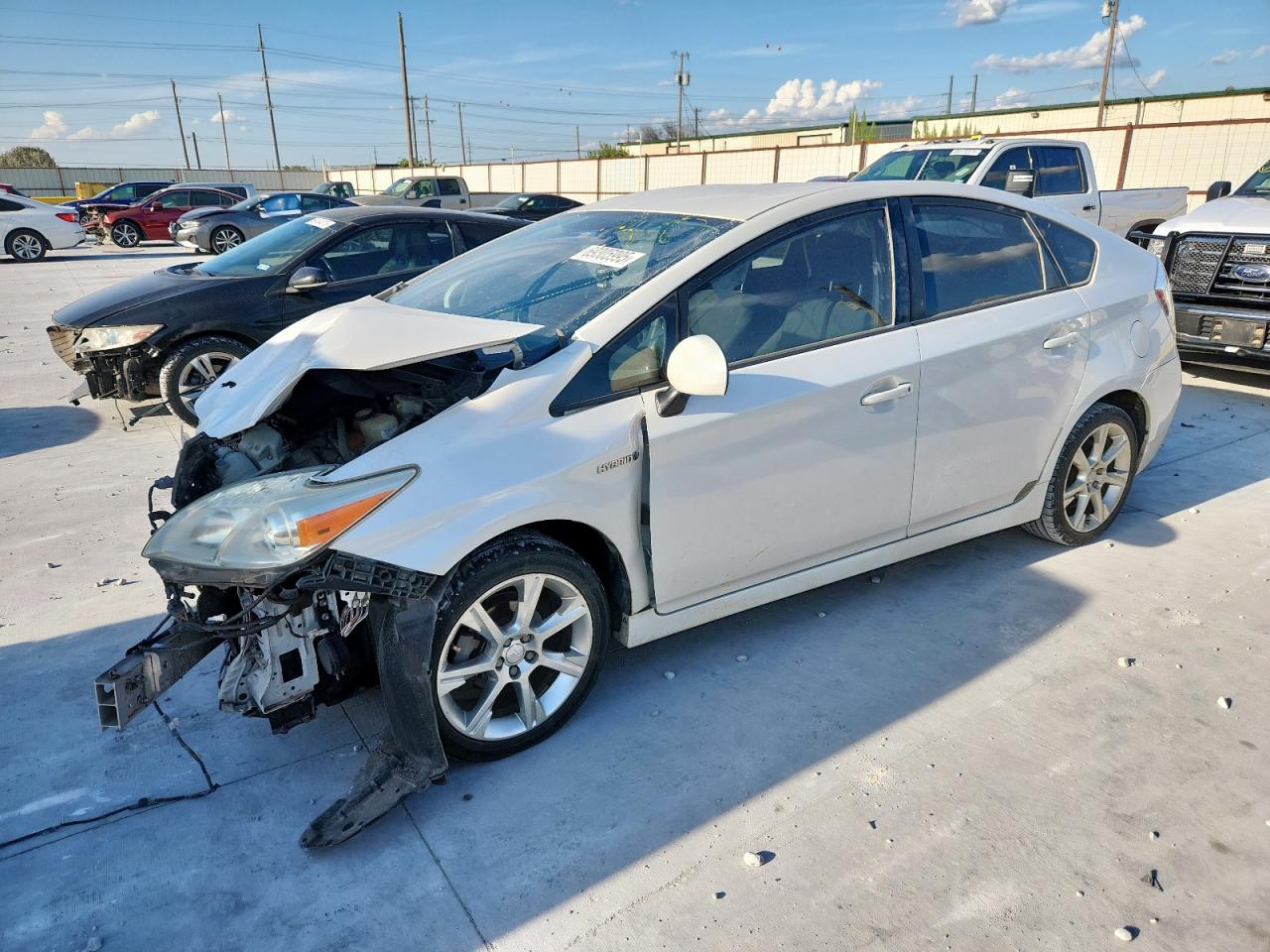 TOYOTA PRIUS