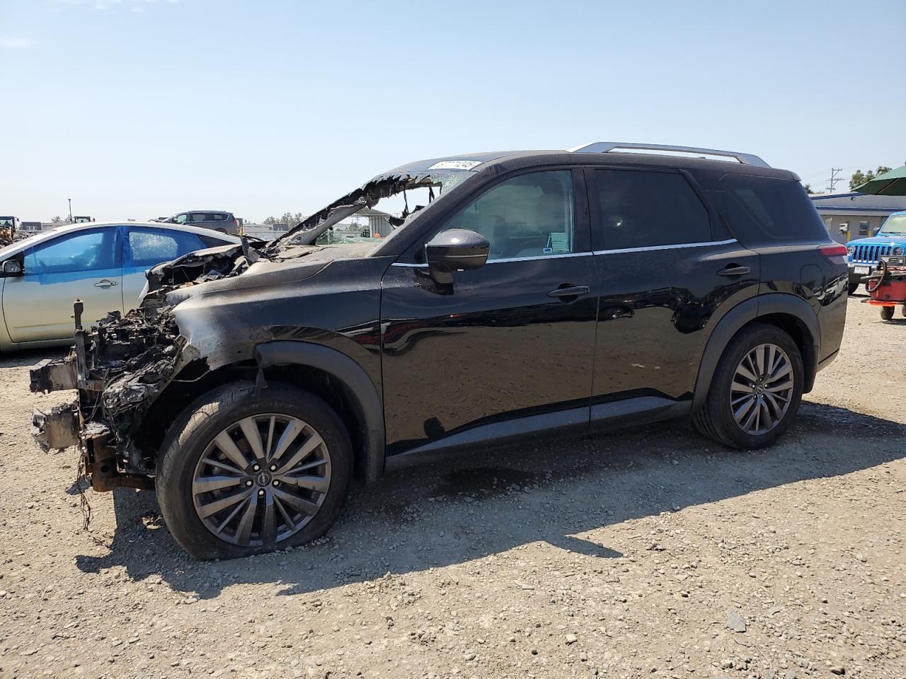 NISSAN PATHFINDER SL