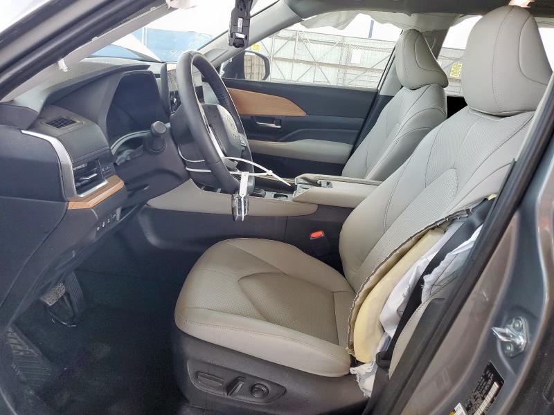 2025 TOYOTA GRAND HIGH 5TDACAB57SS032566