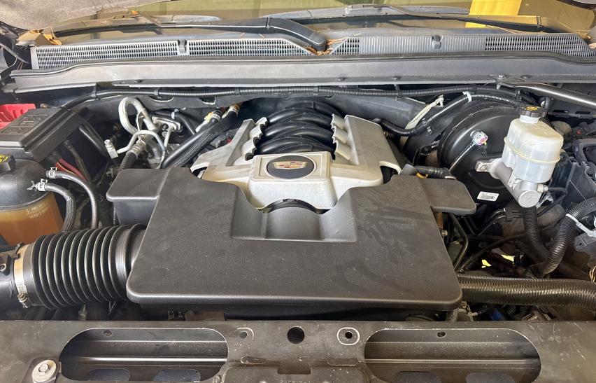 2019 CADILLAC ESCALADE L 1GYS4BKJ8KR360169