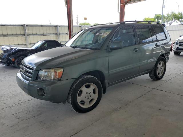 TOYOTA HIGHLANDER