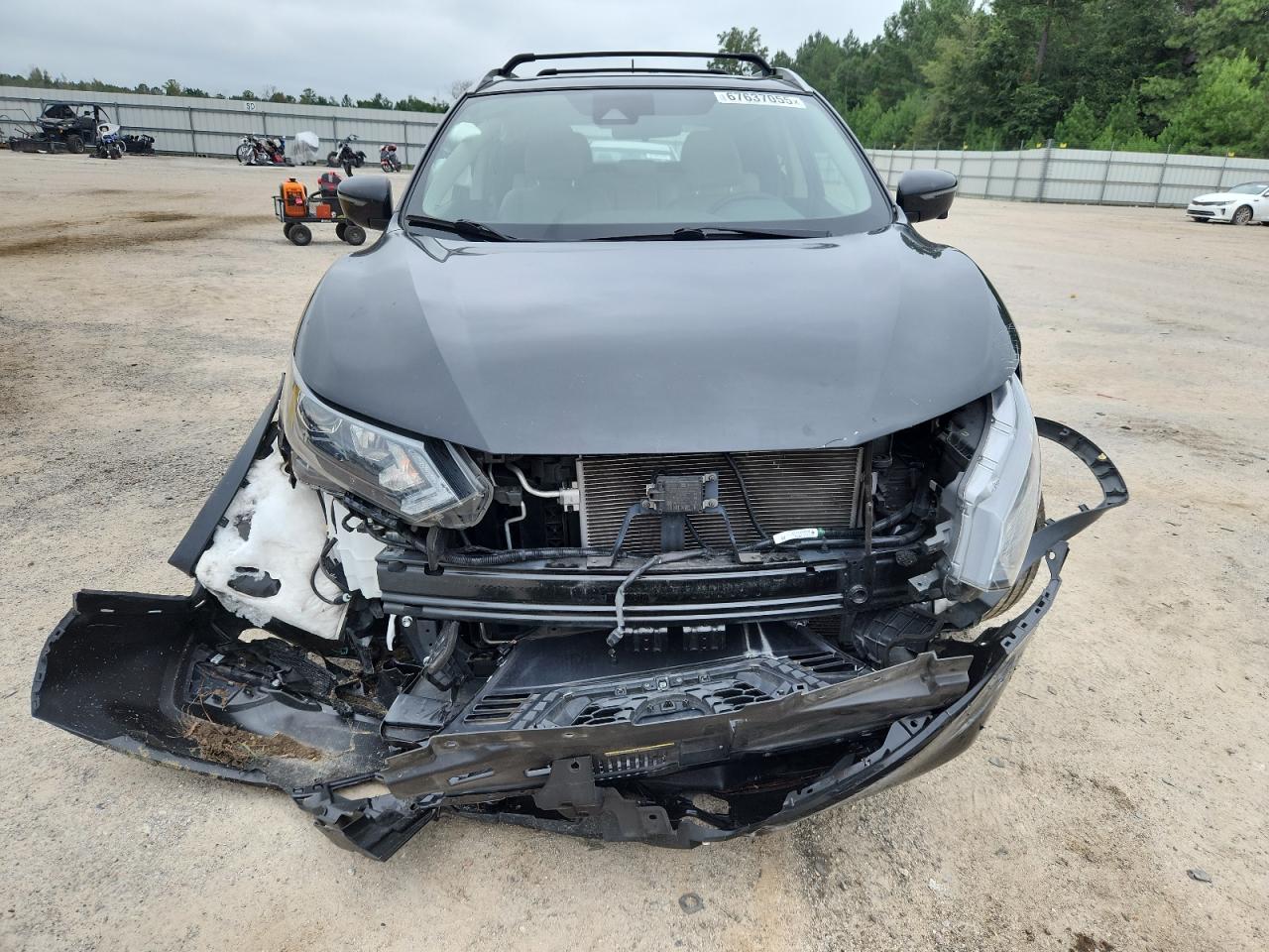 NISSAN ROGUE SPORT S